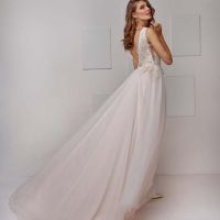 Suknia ślubna IG1825